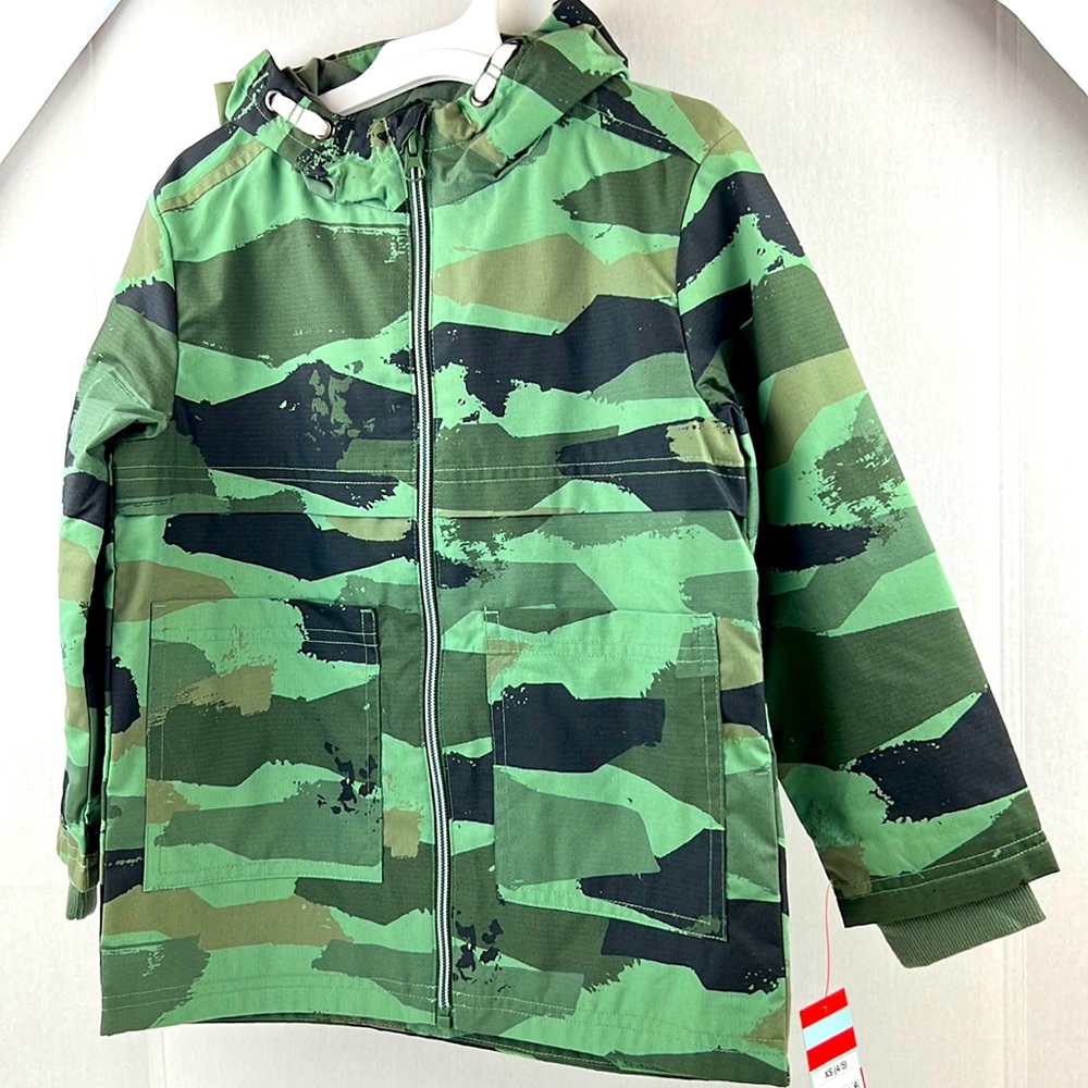 New Cat & Jack camo lightweight jacket. XS size 4/5
